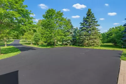 W220N11412  Amy Belle Rd, Germantown, WI 53022 - Photo 90