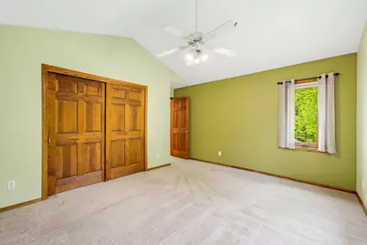 W220N11412  Amy Belle Rd, Germantown, WI 53022 - Photo 40