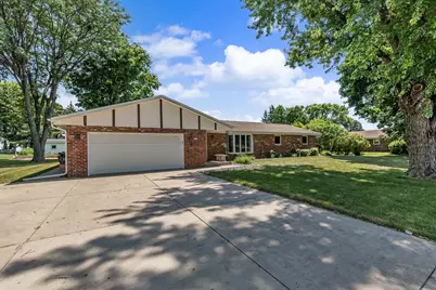 4112  Mueller Dr, Hartford, WI 53027 - Photo 34