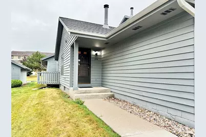 385  Lexington Ct #A, Pewaukee, WI 53072 - Photo 1