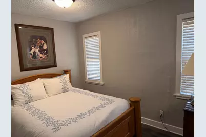 2101 S 60th St, West Allis, WI 53219 - Photo 8