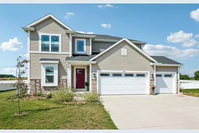 676  Lambert Dr, Slinger, WI 53086 - Photo 2