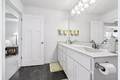 676  Lambert Dr, Slinger, WI 53086 - Photo 20