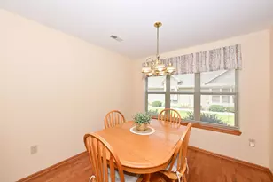 N24W24000 Brandon Oaks Dr, Pewaukee, WI 53072 - Photo 10