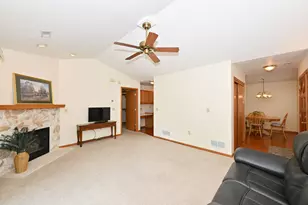 N24W24000 Brandon Oaks Dr, Pewaukee, WI 53072 - Photo 4