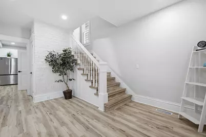 1431 S 71st St, West Allis, WI 53214 - Photo 14