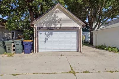 1431 S 71st St, West Allis, WI 53214 - Photo 26
