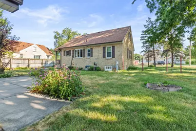 1704  Milwaukee Ave, South Milwaukee, WI 53172 - Photo 26