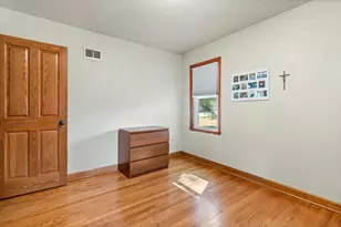 1704 Milwaukee Ave, South Milwaukee, WI 53172 - Photo 12