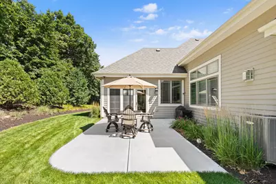 6219 S Delora Ct, New Berlin, WI 53151 - Photo 16