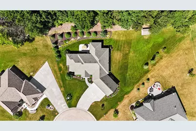 6219 S Delora Ct, New Berlin, WI 53151 - Photo 46