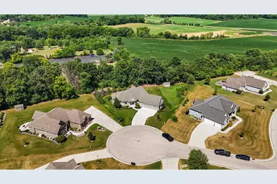 6219 S Delora Ct, New Berlin, WI 53151 - Photo 50