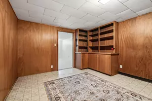7212 Aetna Ct, Wauwatosa, WI 53213 - Photo 30