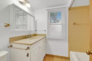 7212 Aetna Ct, Wauwatosa, WI 53213 - Photo 24