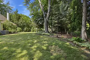 7212 Aetna Ct, Wauwatosa, WI 53213 - Photo 40