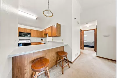 702  Shepherds Dr #8, West Bend, WI 53090 - Photo 14