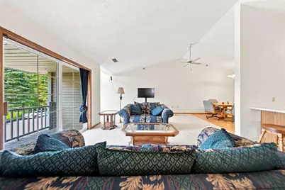 702  Shepherds Dr #8, West Bend, WI 53090 - Photo 8