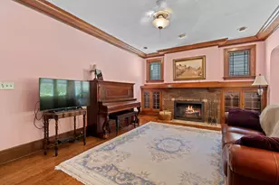 539 N 64th St, Wauwatosa, WI 53213 - Photo 8