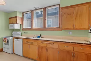 539 N 64th St, Wauwatosa, WI 53213 - Photo 14