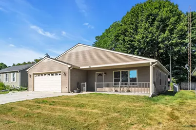 302  Graham St, Racine, WI 53405 - Photo 4