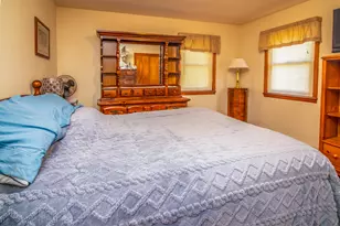1318 S 10th St, Watertown, WI 53094 - Photo 6