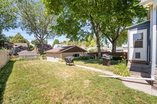2367 S 66th St, West Allis, WI 53219 - Photo 22