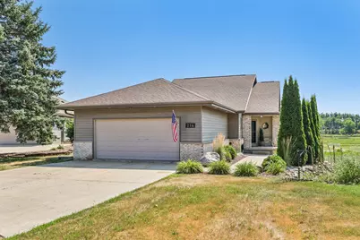 214  Bayfield Way, Lake Mills, WI 53551 - Photo 2