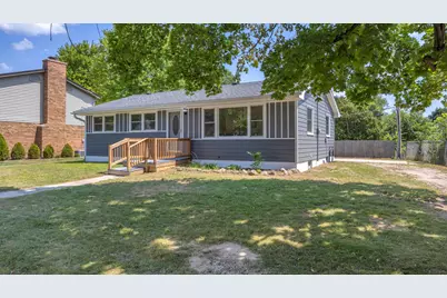 636  Giddings Ave, Sheboygan Falls, WI 53085 - Photo 2