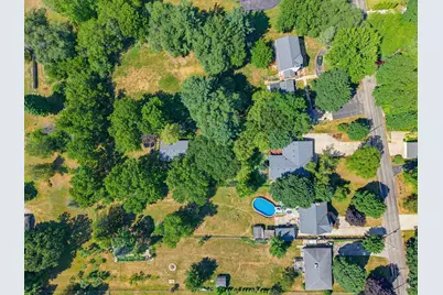 1247 N Breezeland Rd, Summit, WI 53066 - Photo 48