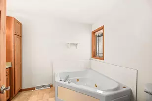 14653 W Wilbur Dr, New Berlin, WI 53151 - Photo 18