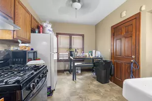 2827 N 51st St, Milwaukee, WI 53210 - Photo 16