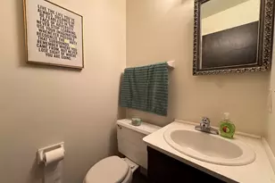 2330 S Brookside Pkwy, New Berlin, WI 53151 - Photo 10