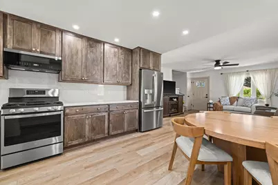 5723  65th St, Kenosha, WI 53142 - Photo 12