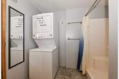 311 S Eighth St, Delavan, WI 53115 - Photo 24