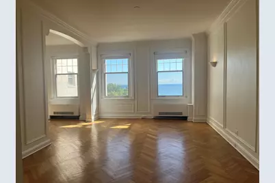 925 E Wells St #625, Milwaukee, WI 53202 - Photo 2