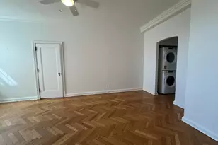 925 E Wells St, Milwaukee, WI 53202 - Photo 20