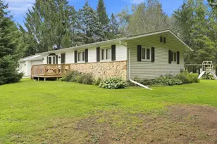 1101 Mallard Ln, Kossuth, WI 54220 - Photo 1