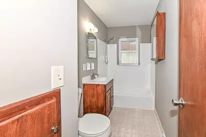 3746 S 92nd St, Milwaukee, WI 53228 - Photo 16