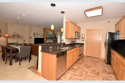 N74W13737  Appleton Ave #316, Menomonee Falls, WI 53051 - Photo 18
