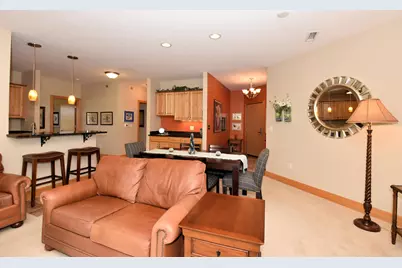 N74W13737  Appleton Ave #316, Menomonee Falls, WI 53051 - Photo 8