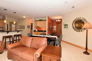 N74W13737 Appleton Ave, Menomonee Falls, WI 53051 - Photo 8