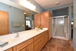 N74W13737 Appleton Ave, Menomonee Falls, WI 53051 - Photo 24