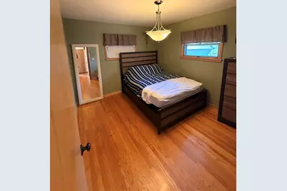 2970 S 99th St, West Allis, WI 53227 - Photo 14