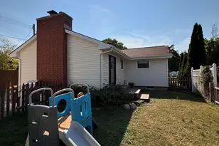 2970 S 99th St, West Allis, WI 53227 - Photo 24