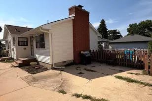 2970 S 99th St, West Allis, WI 53227 - Photo 22