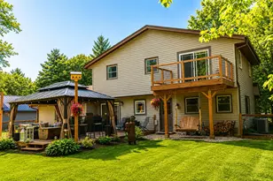 32609 Sunburst Ct, Racine, WI 53120 - Photo 12