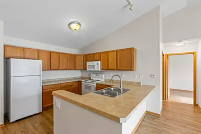 W1060  Marietta Ave #114, Ixonia, WI 53036 - Photo 8