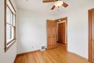 2140 S 109th St, West Allis, WI 53227 - Photo 12