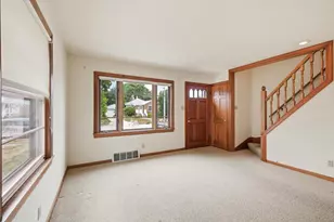 2140 S 109th St, West Allis, WI 53227 - Photo 2