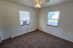515 N 18th Ave, West Bend, WI 53090 - Photo 6